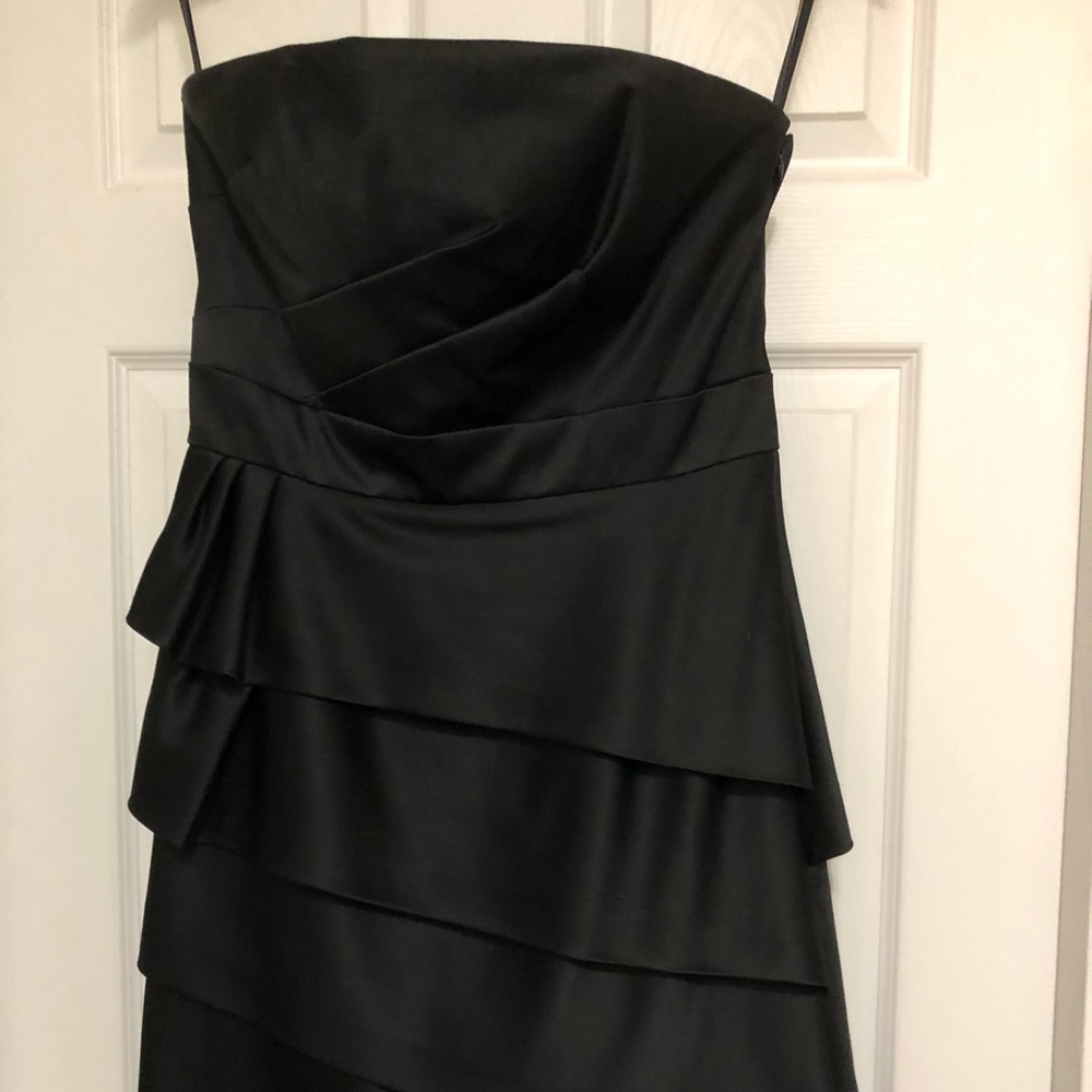 WHBM STRAPLESS BLACK SATIN SHEATH DRESS